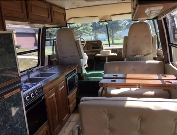 Interior_Looking_Foward