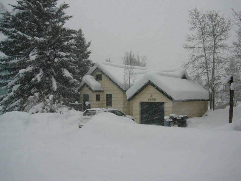 A snowy day in Steamboat Springs, Colorado 12-30-07