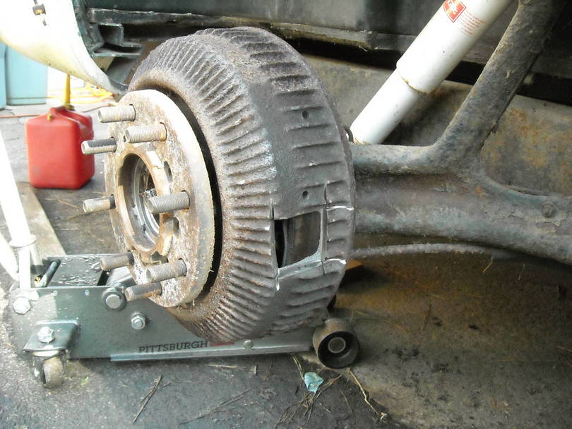 Frozen rear brake drum