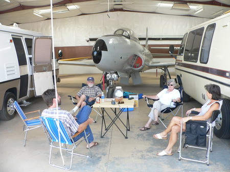 Hal Kading's hangar in Las Cruces