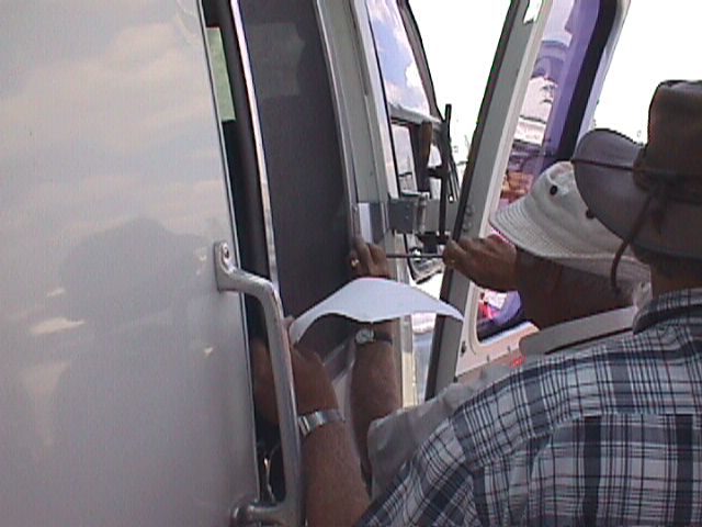 273_p3003.jpg