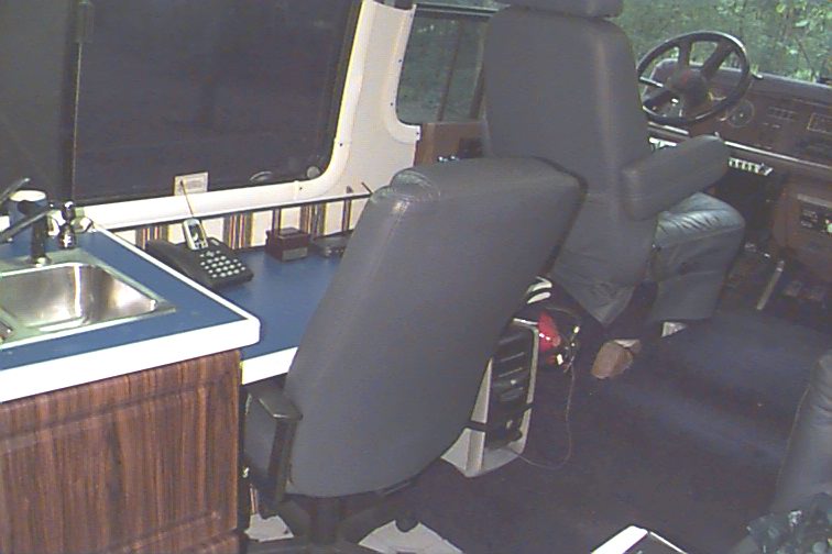 374_p3737.jpg