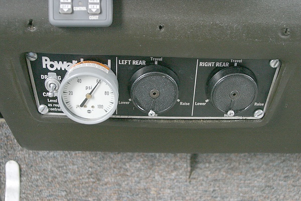 503_p5252.jpg