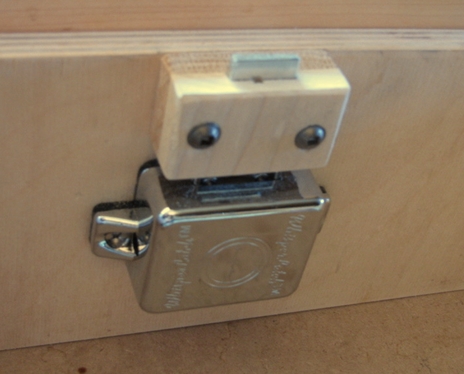 latch ext by minnie