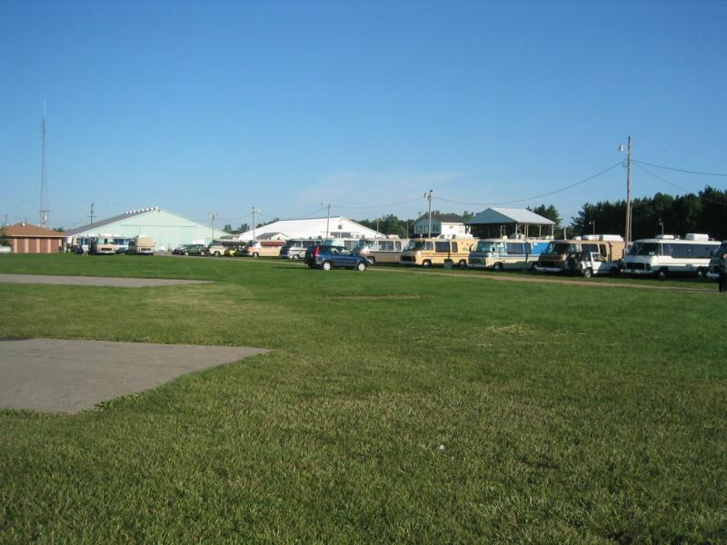 703_p8070.jpg