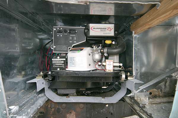787_p9196.jpg