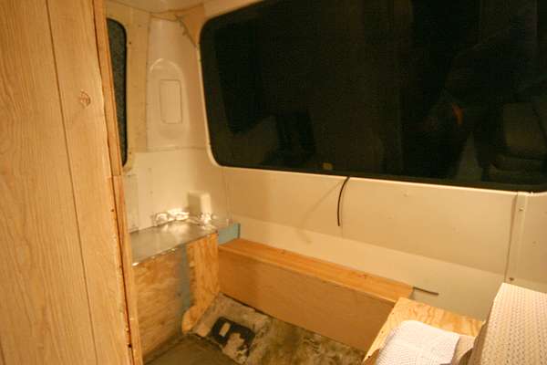 787_p9199.jpg
