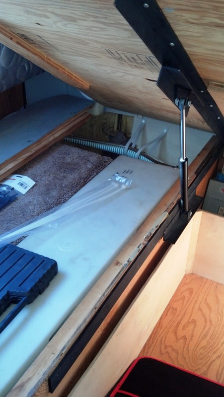Rear bedroom platform