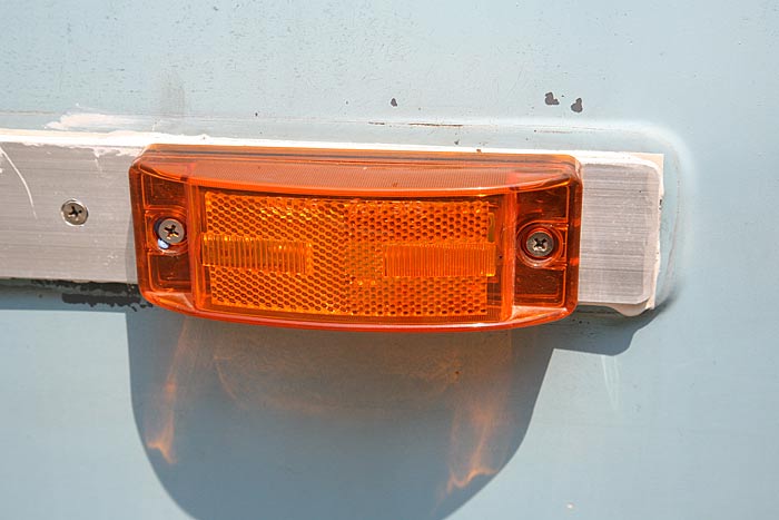 Maxxima MX-M20330Y Side Marker Light