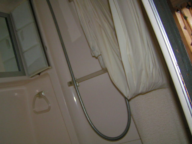 1597_p18637.jpg