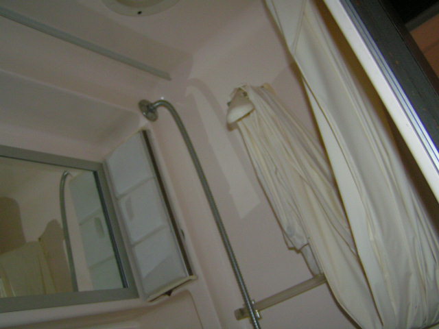 1597_p18638.jpg