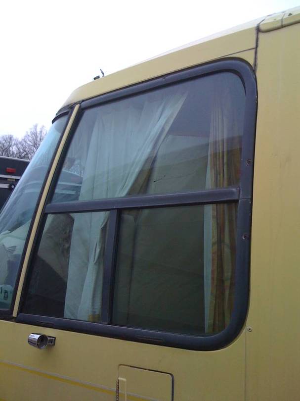 GMC_73_window_details_004