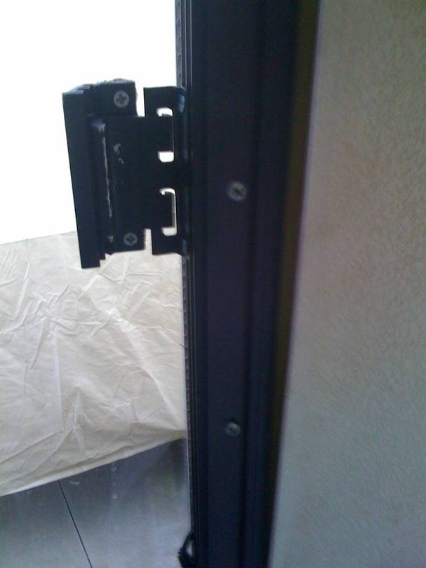 GMC_window_latches_007