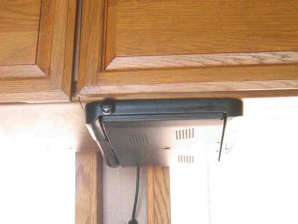 INSTALLED A NEW 13" FLIP DOWN TO REPLACE THE SHARP THAT BURNED OUT