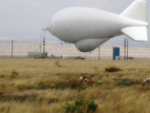 Tetherd_Radar_Blimp