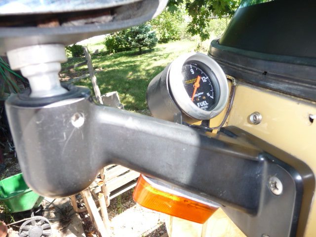 Fuel Pressure Gauge