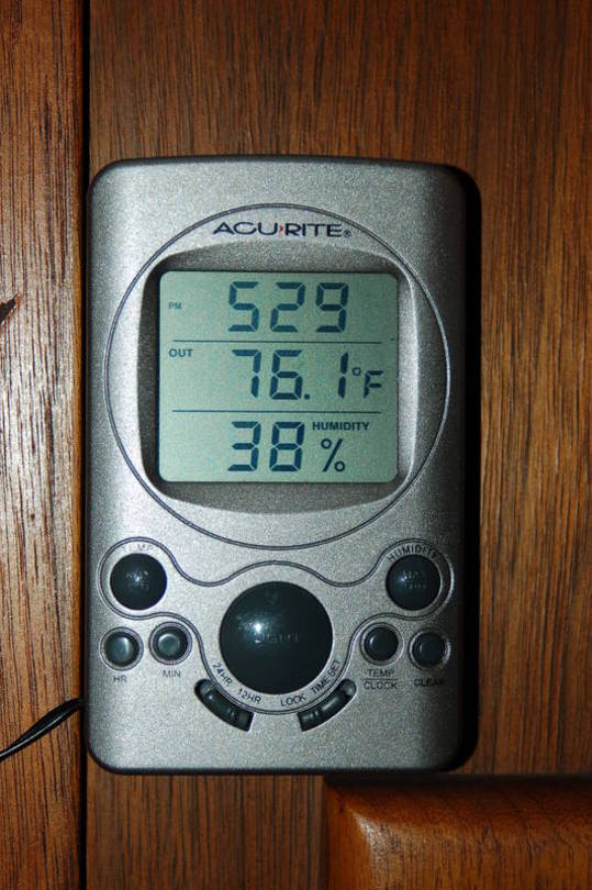 Temperature Unit, Outdoor Temp Reading Is Inside Of Refrig
