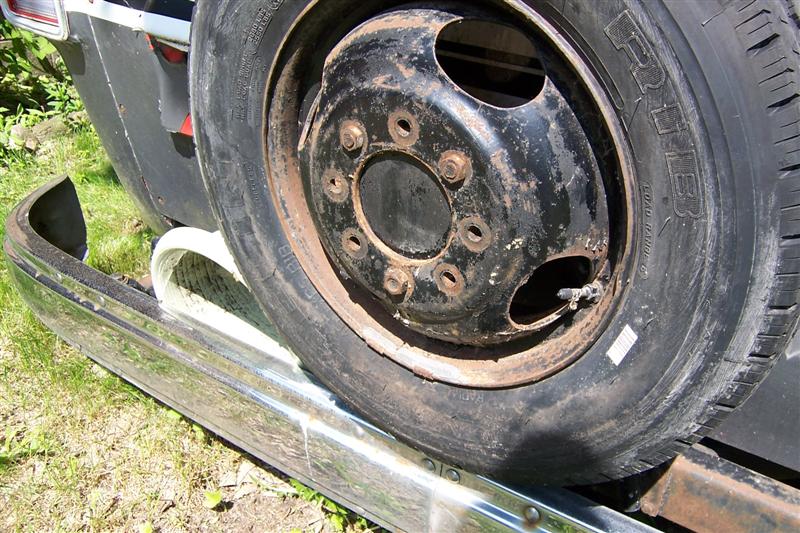 spare tire carrier on 75 Transmode