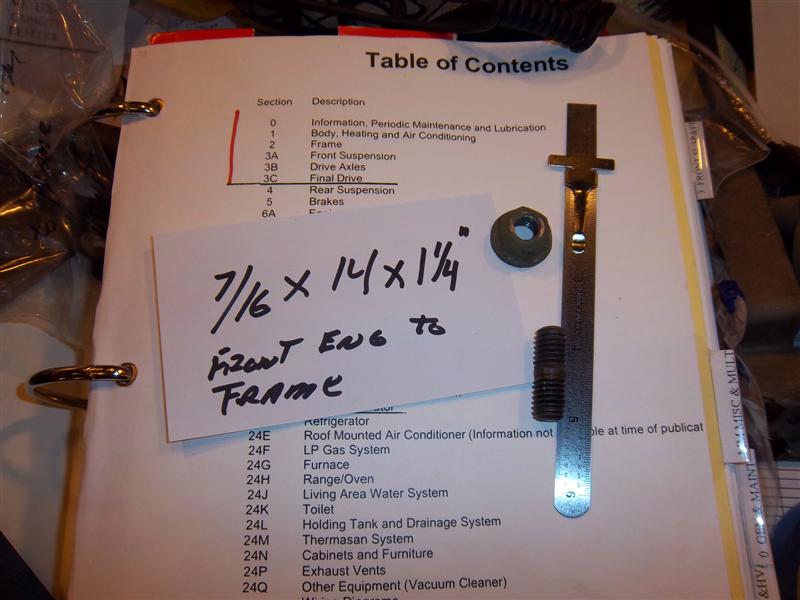 Motor mount, front, hardware