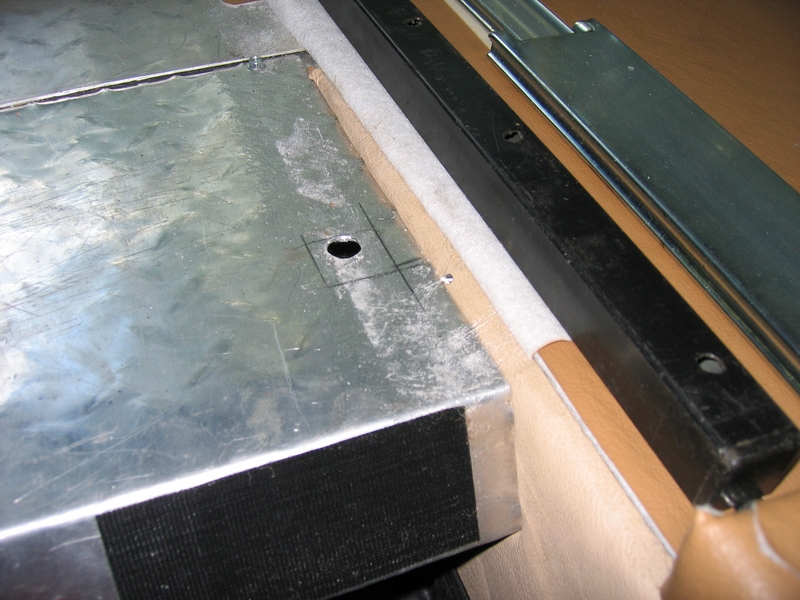 1610_-_Starting_Hole_for_Nibbler