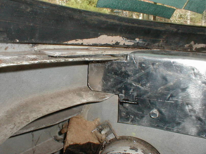 Fitting the riser to enclose the defroster duct.