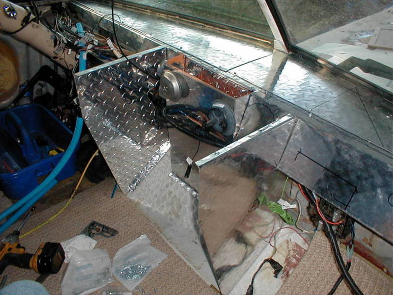 Another console view.  Notice air outlet location marked for passenger.