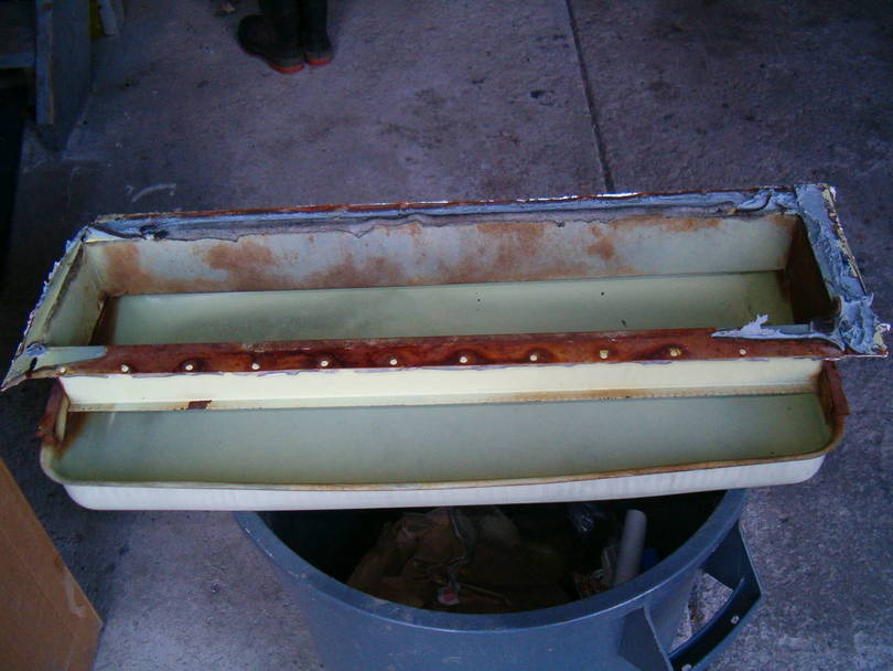 Refridgerator vent replacement