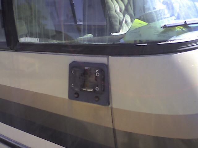 Photo of broken mount