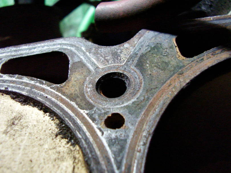 Edelbrock Heads And Aluminum Manifold Upgrade