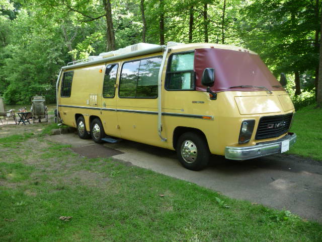 2010_loudonville_lake_placid_gmc_019