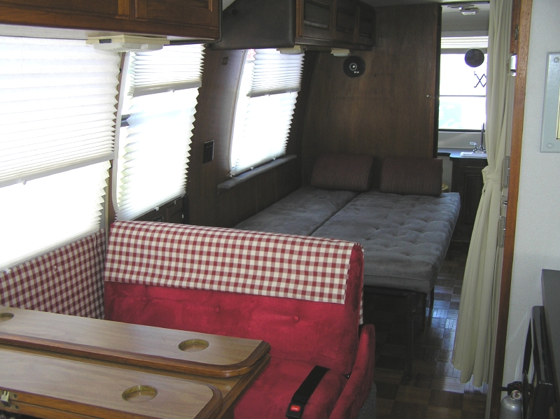 Dinette and couch/bed