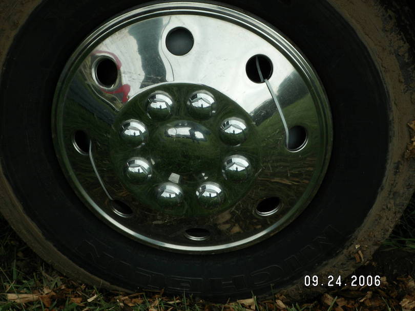 Wheels and Wheel Covers for GMC Spair Tire Covers