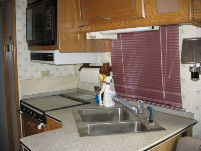 Eagle_18_PSDP_Interior_Gallley