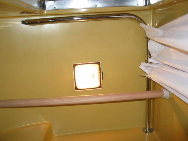 78' Dry Bath Shower Curtain and Closet Mod.