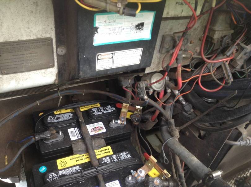 1_batteries_and_cutoff_switches