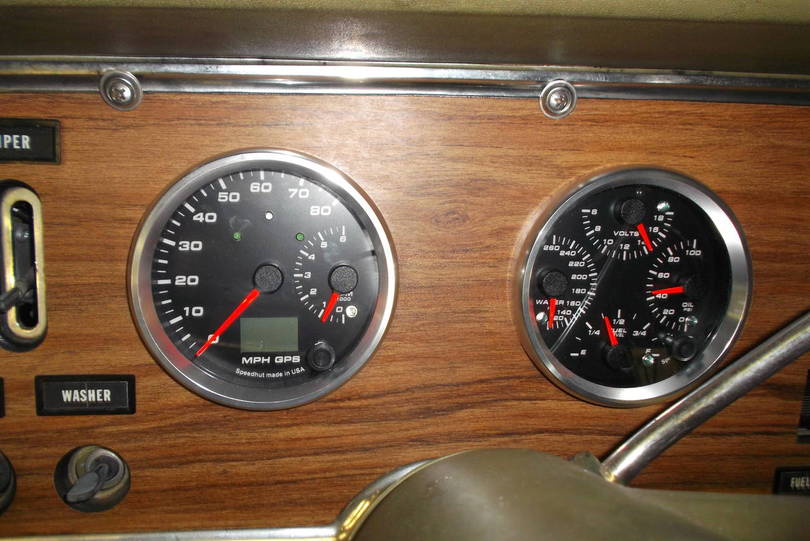 GPS Speedo w/ tach and Quad Gauge