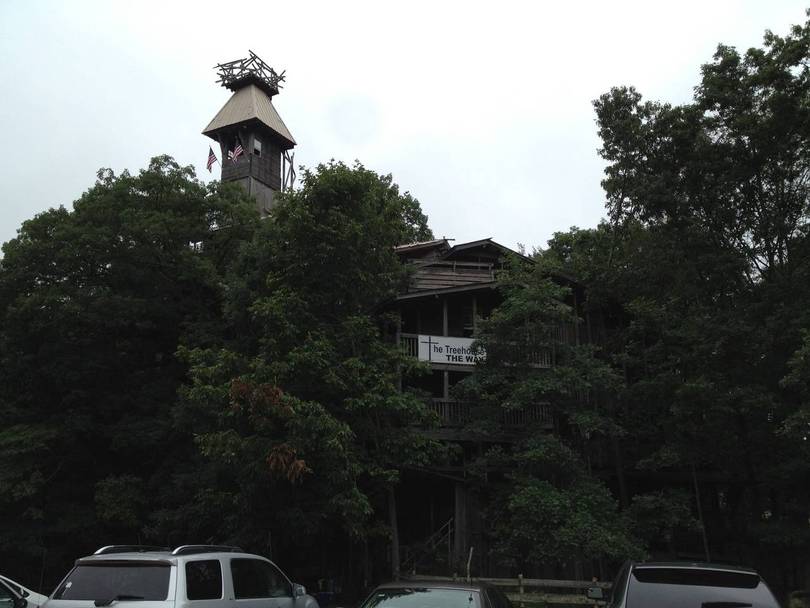 GMC Dixie Landers Crossville Rally - Crossville Tree House