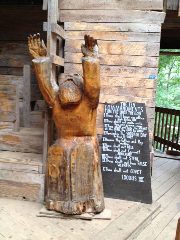 GMC Dixie Landers Crossville Rally - Crossville Tree House