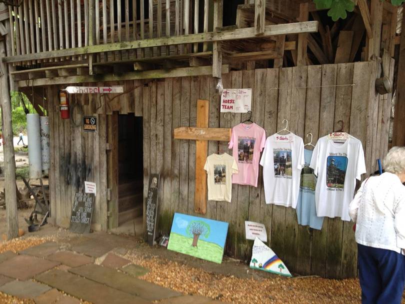 GMC Dixie Landers Crossville Rally - Crossville Tree House