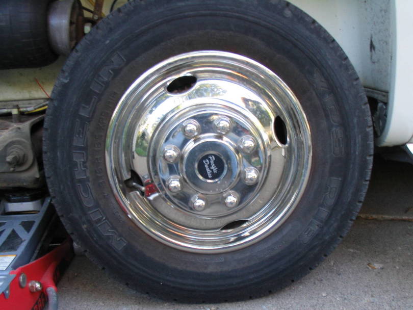 Pacific Dullies Hub Cap