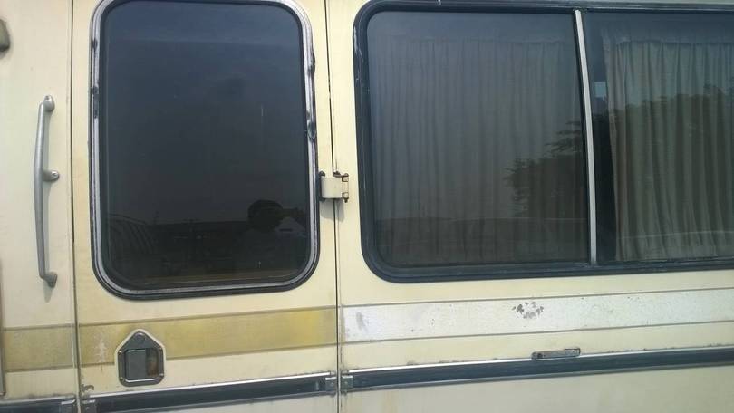 Initial Eleganza pics pre repairs and make up