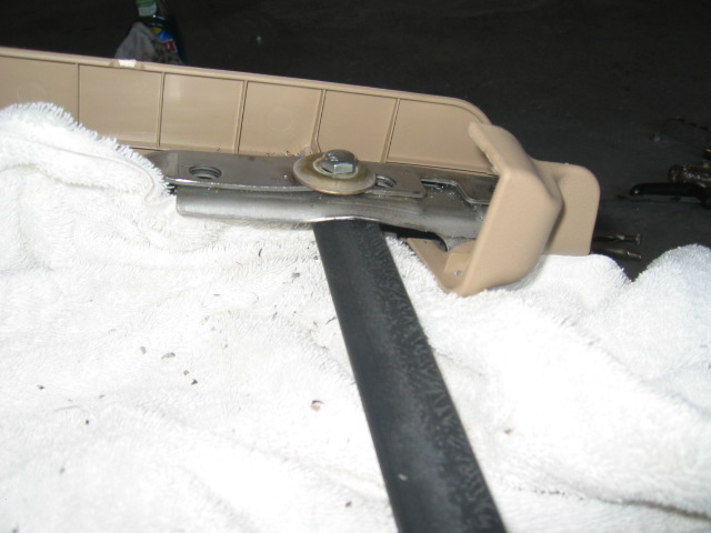 cross bar mounted to adapt to existing tracks