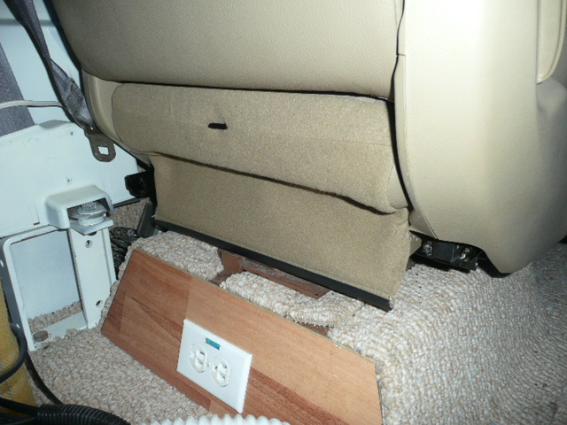 New_GMC_seats_002