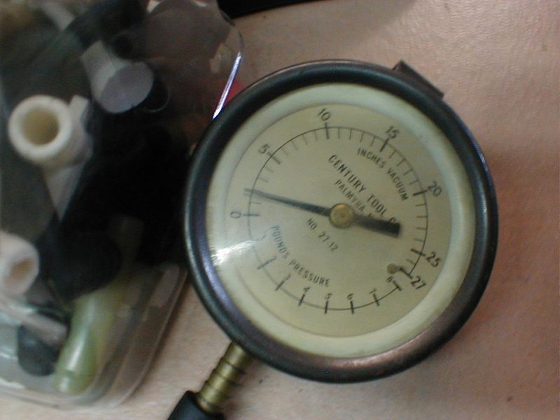 Readings are necessarily approximate with manual pump.