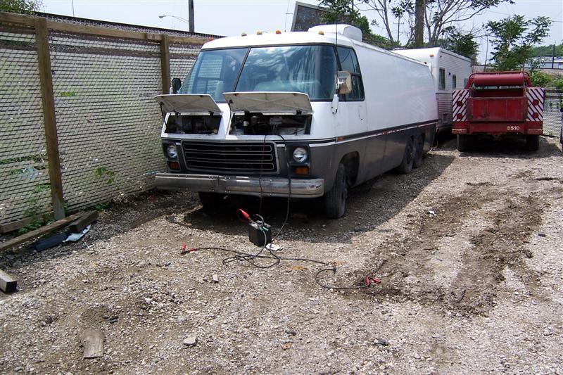 More pics of Transmode in tow lot.