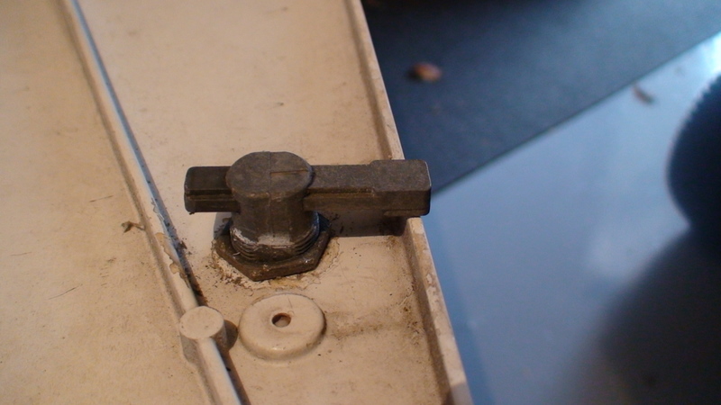 Engine  panel lock
