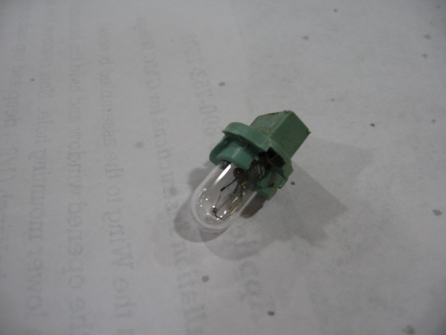 Dash modules light sockets
