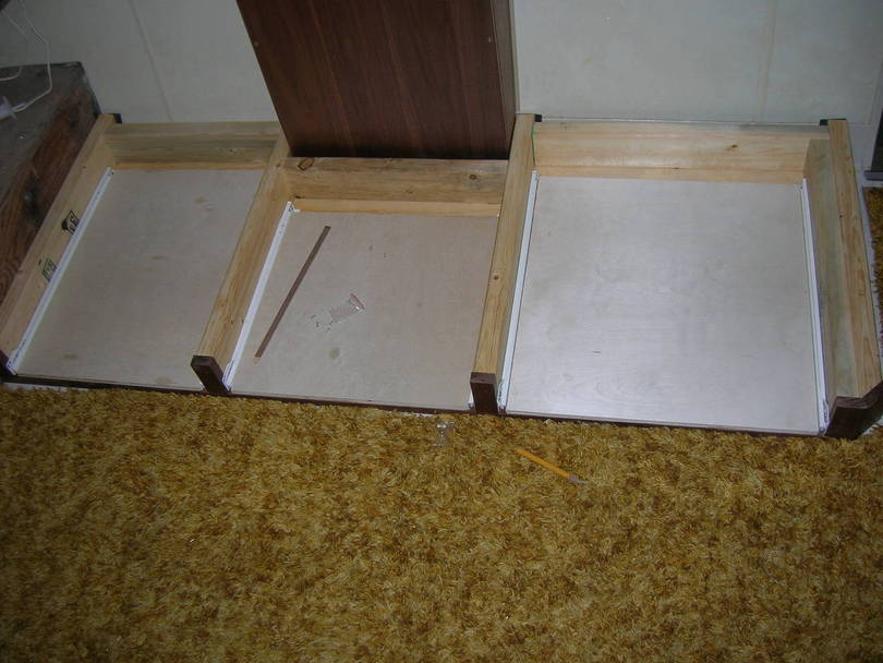 Drawer Bottom on Drawe Slide