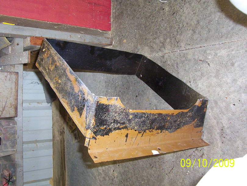 Honda Seats in Early Sloping Seat Pedestals