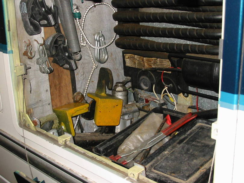 Storage area (side &amp; bottom) not affecting air flow for refer.